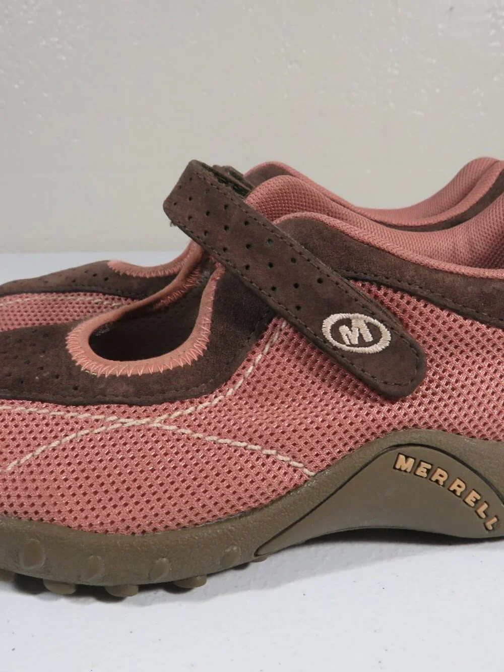 Merrell Girls Size 4 Sprint Jump Suede Sneakers!